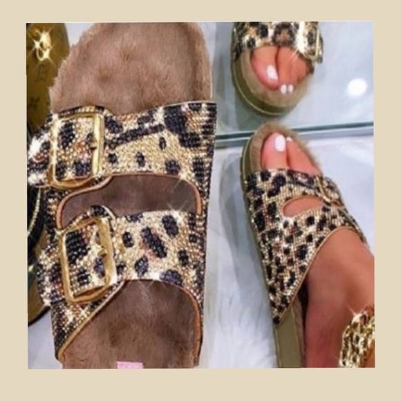 sz. 8 avail🎉HP!! 💎🤎 Slides - Picture 6 of 6